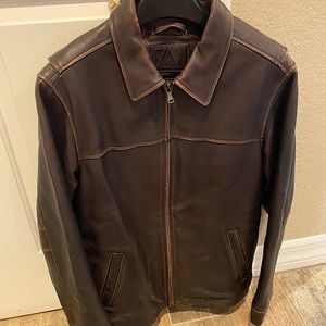 Sonoma leather zip up jacket large.